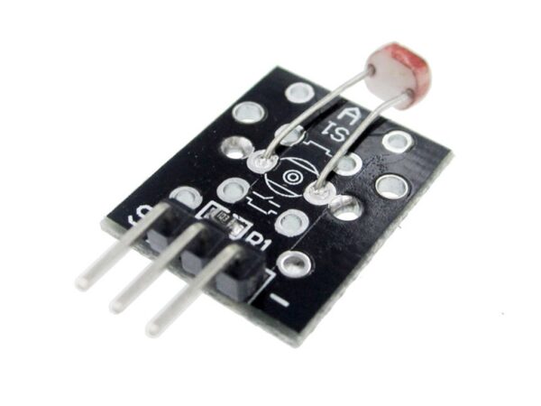 KY-018 3pin Optical Photosensitive Sensor module