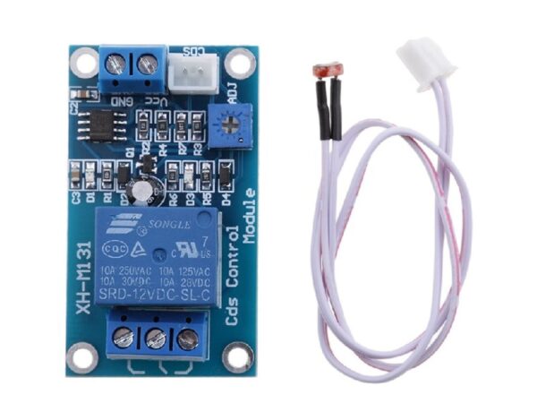 XH-M131 12V Photoresistor Relay Module